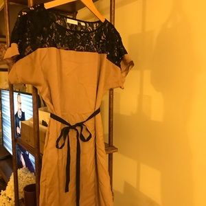 Lace sheath dress/ XS